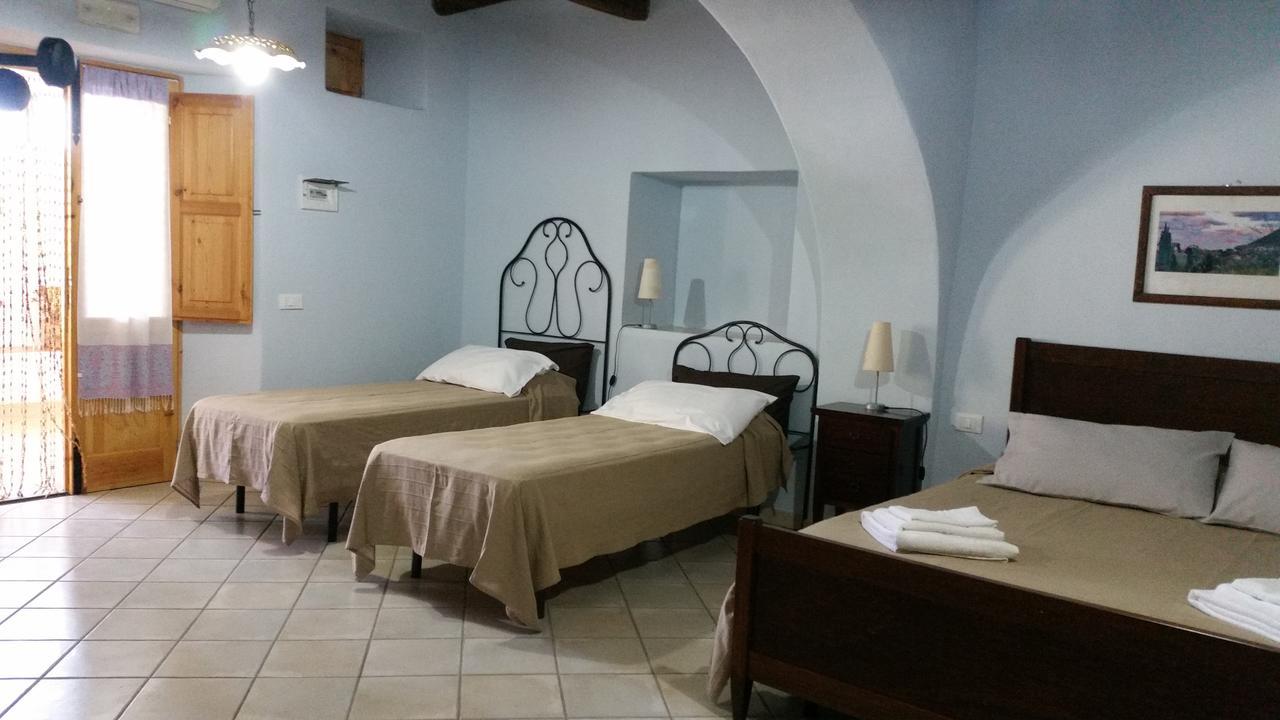Albergo Seaside Лени Экстерьер фото